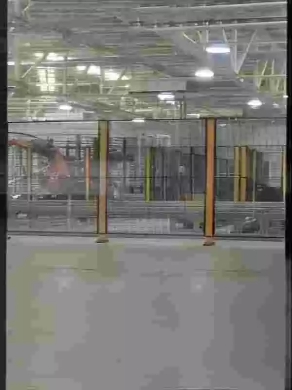 Suministro de corredores solares con ventanas transparentes